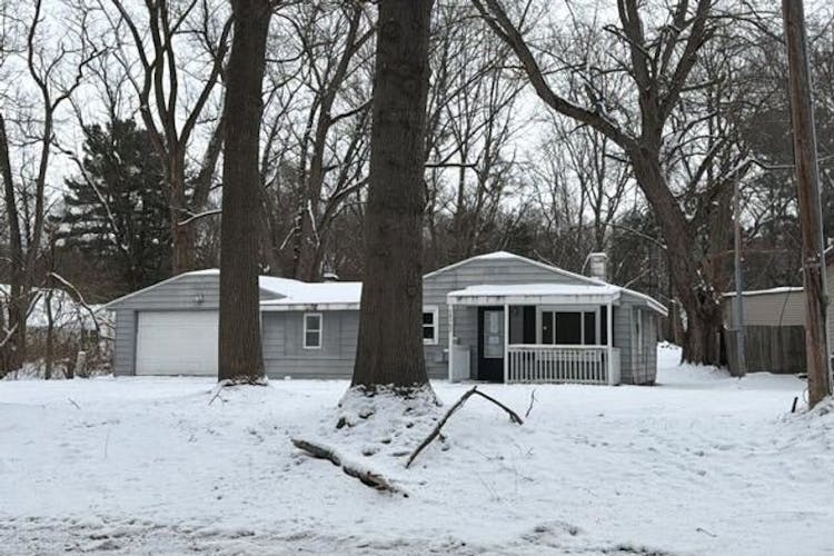 54562 Quince Rd South Bend, IN 46628, St. Joseph County