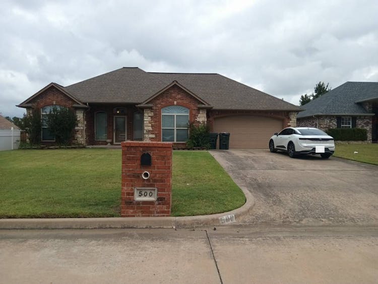 500 Valhalla Drive Muskogee, OK 74403, Muskogee County