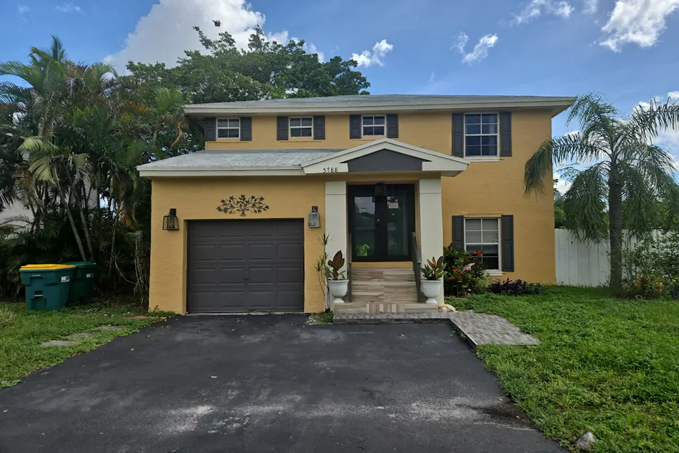 5788 Woodland Pt Dr Tamarac, FL 33319, Broward County