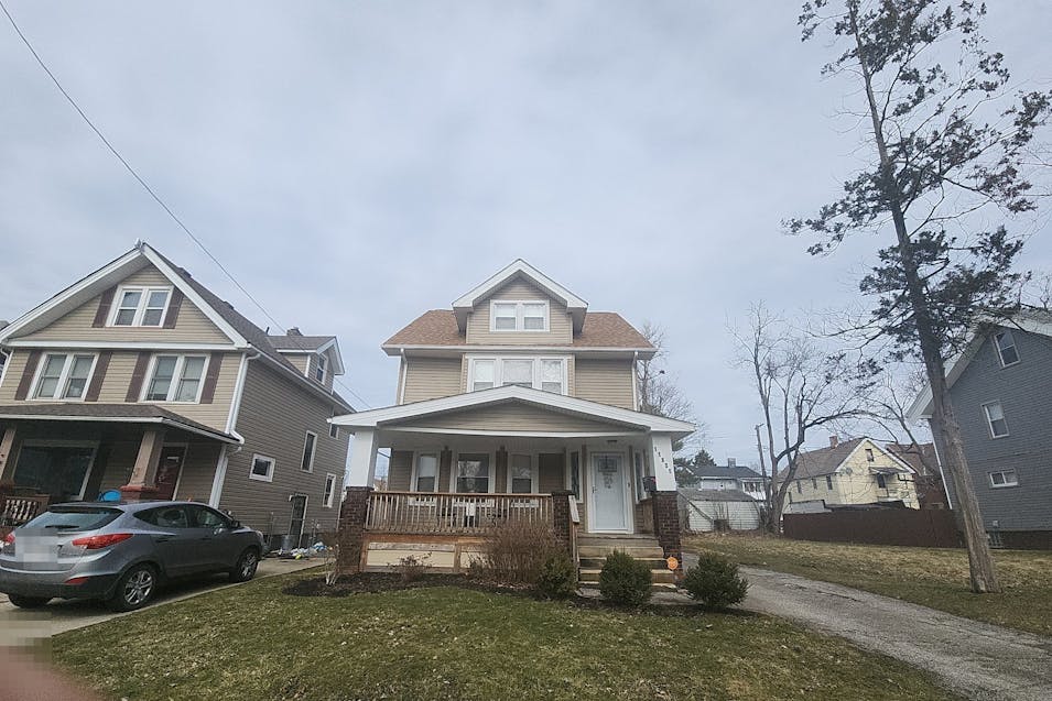 11805 Cromwell Ave Cleveland, OH 44120, Cuyahoga County