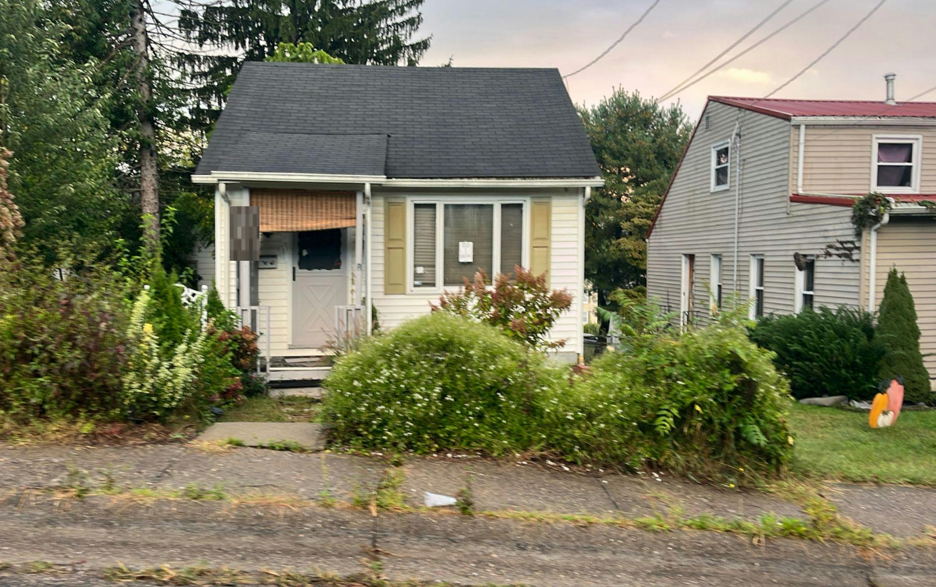 Kensington St, New Kensington, PA 15068