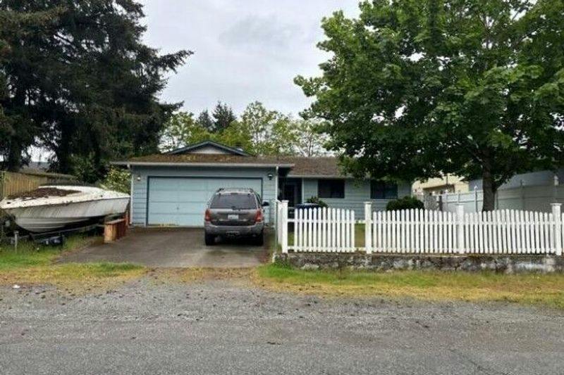 6th Ave, Burien, WA 98166