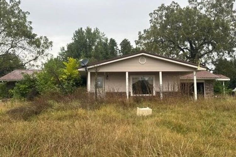 13585 Highway 21 Clarksville, AR 72830, Johnson County