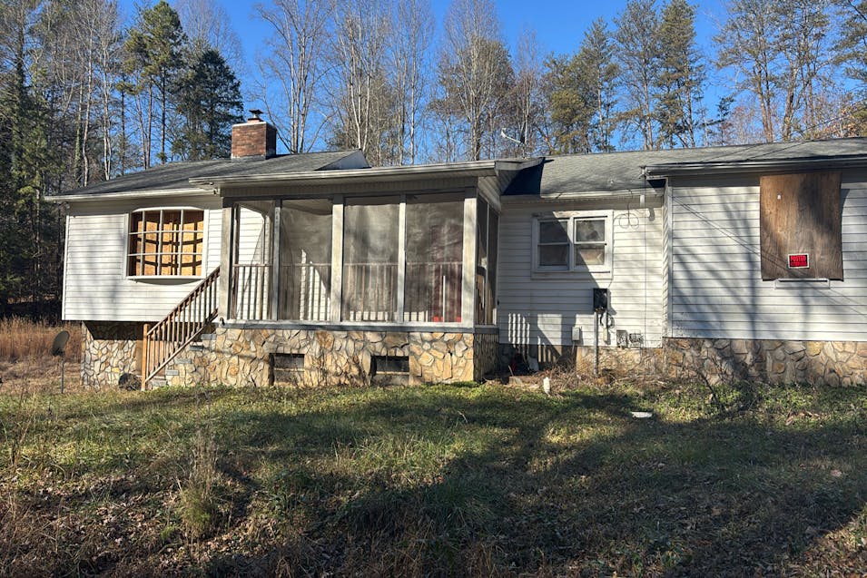 3913 Hartland Rd Lenoir, NC 28645, Caldwell County