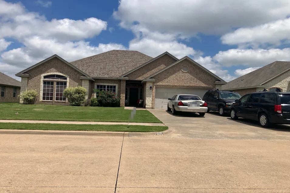 805 Chestnut Grove Dr Cleburne, TX 76033, Johnson County