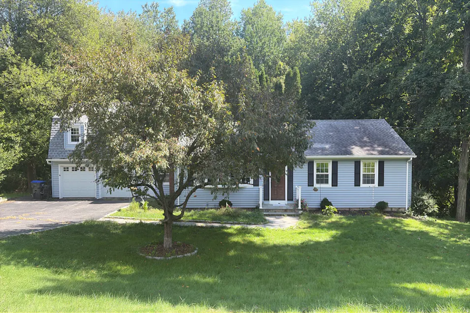 23 Great Neck Rd Trumbull, CT 06611, Fairfield County