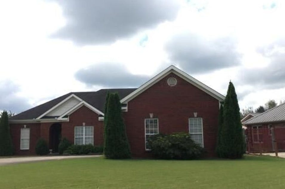 2425 Chadsworth St SW Decatur, AL 35603, Morgan County