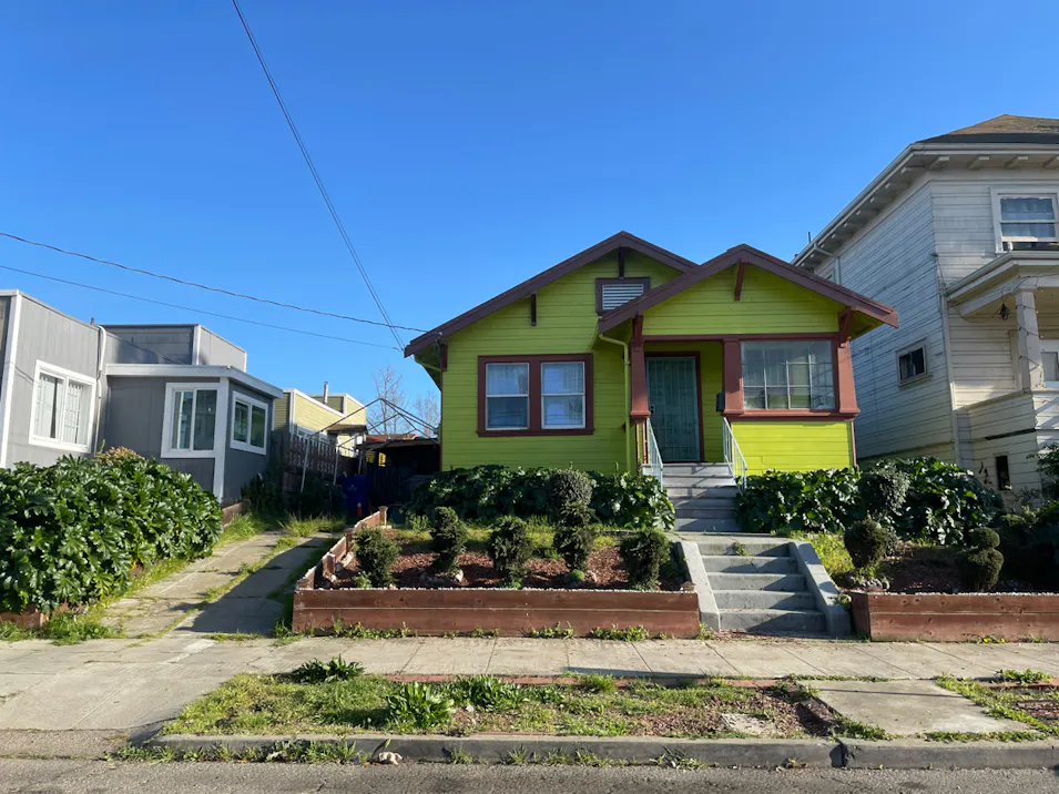 1660 84th Ave Oakland, CA 94621, Alameda County