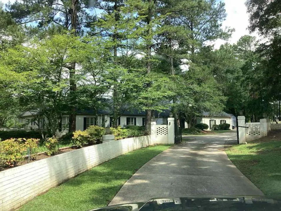 509 N Pine Hill Rd Griffin, GA 30223, Spalding County