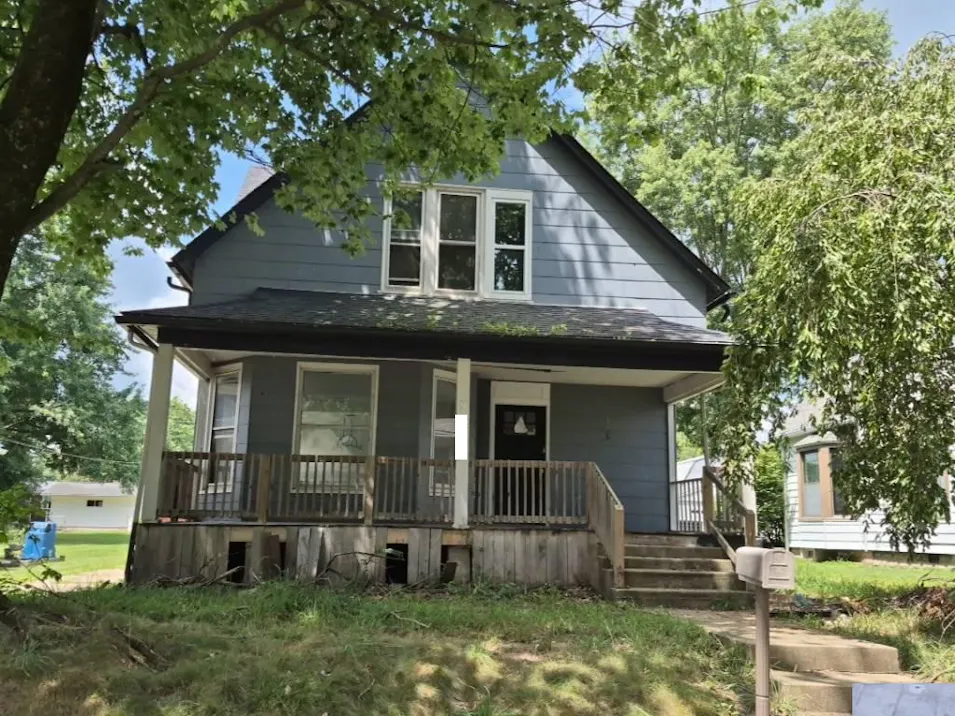 110 N French St Sullivan, IN 47882, Sullivan County