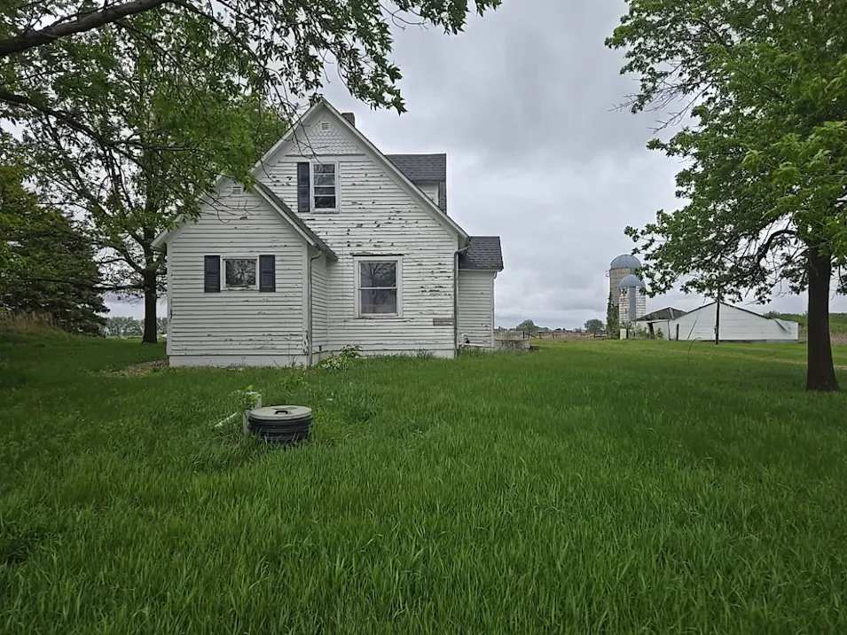 420 Depue St Holloway, MN 56249, Swift County