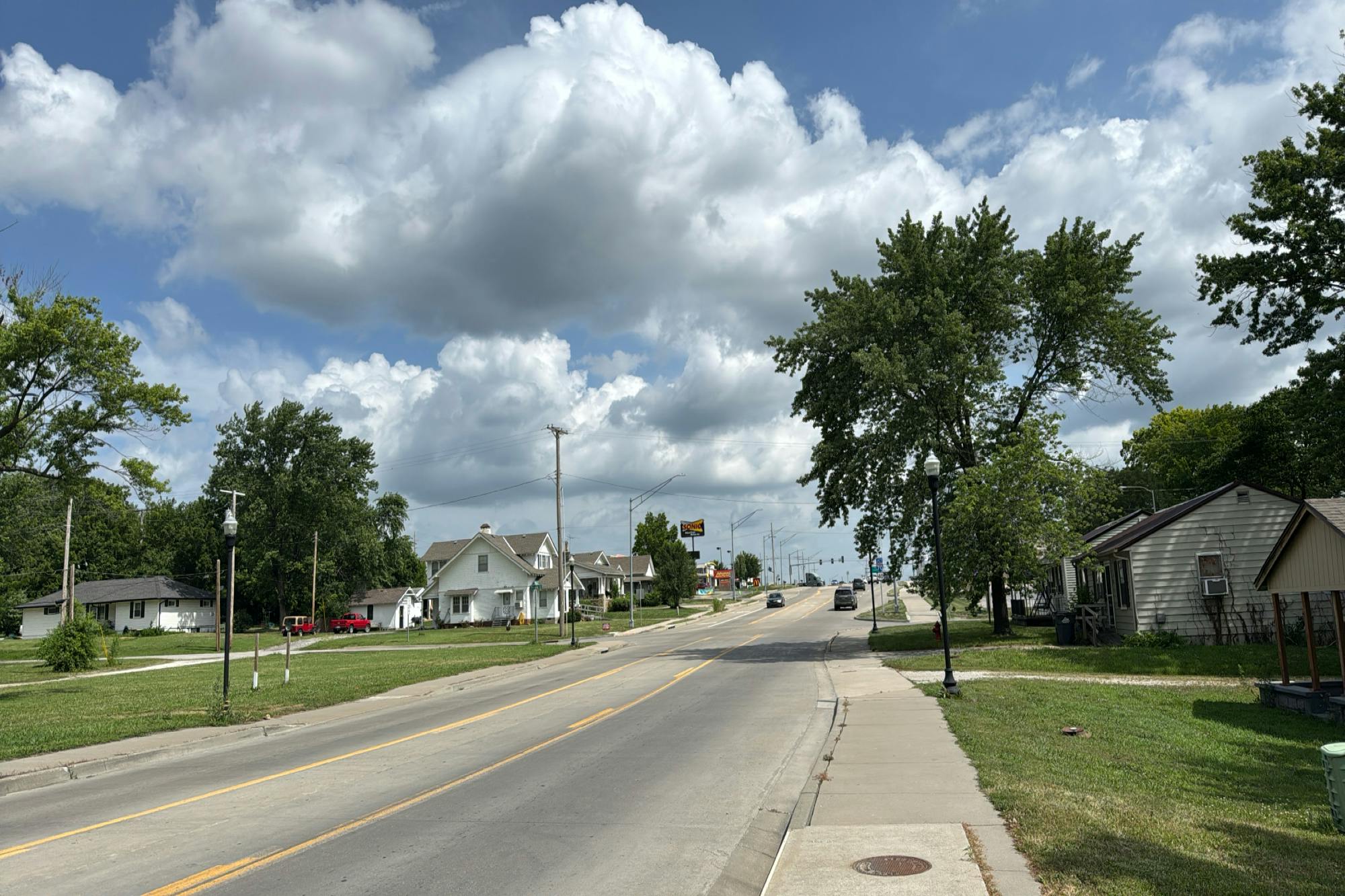 Main St, Grain Valley, MO 64029