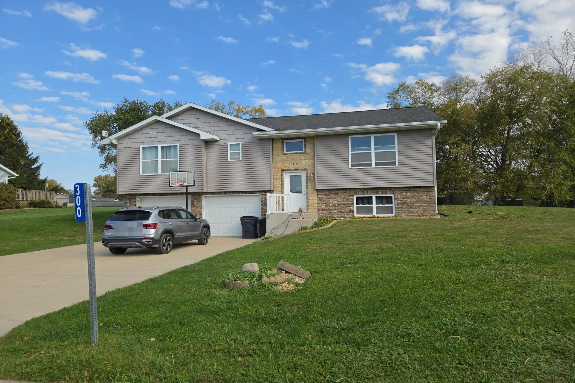 Kyle Ave, East Dubuque, IL 61025 #1