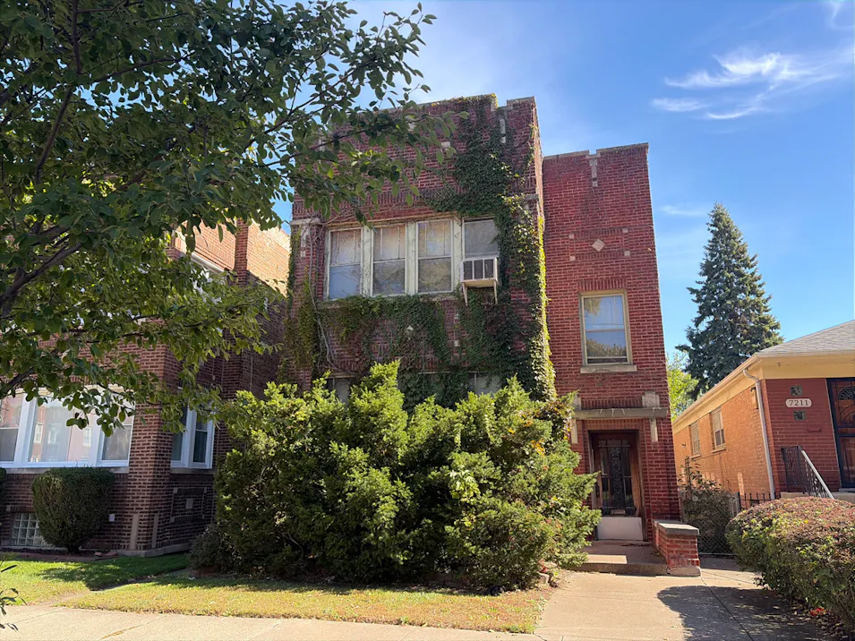 7209 S. Michigan Ave. Chicago, IL 60619, Cook County