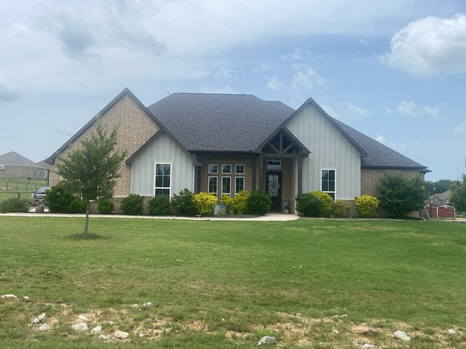 450 Christian Way Azle, TX 76020, Parker County