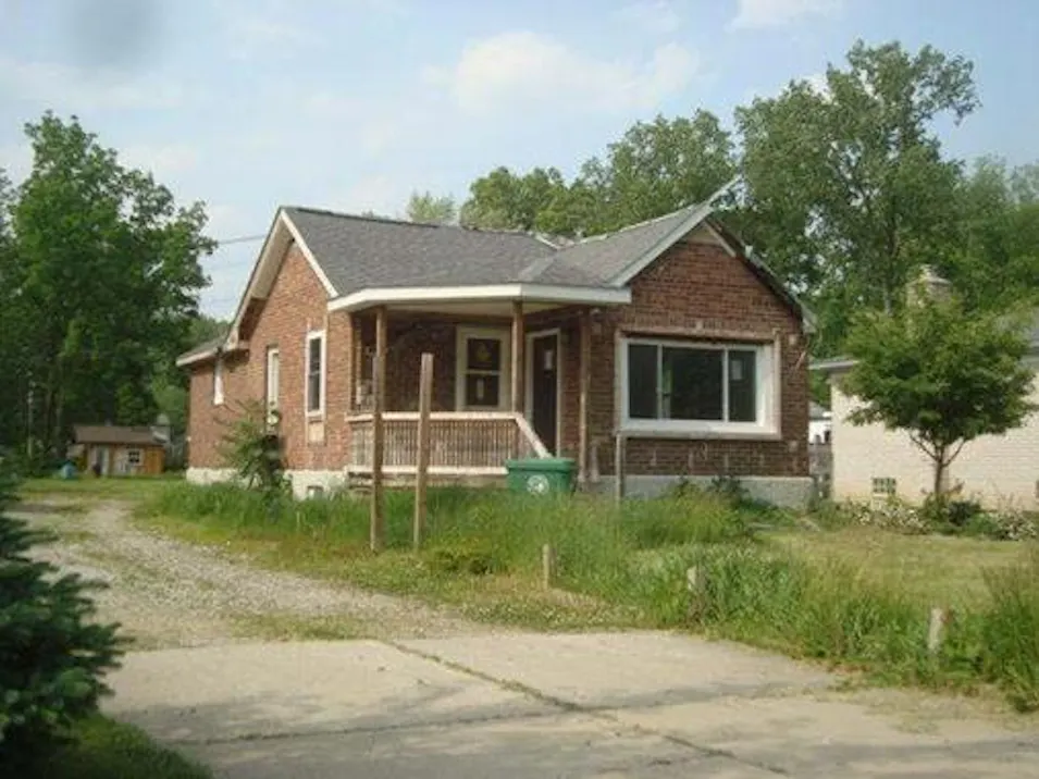30148 Bock St Garden City, MI 48135, Wayne County