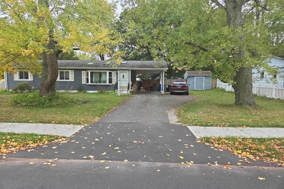 66 Arbor Rd Enfield, CT 06082, Hartford County