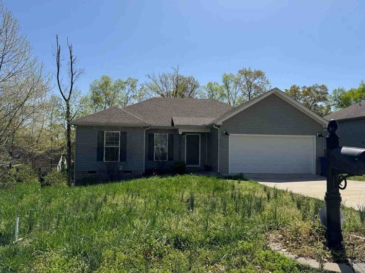 102 Doak St Shelbyville, TN 37160, Bedford County