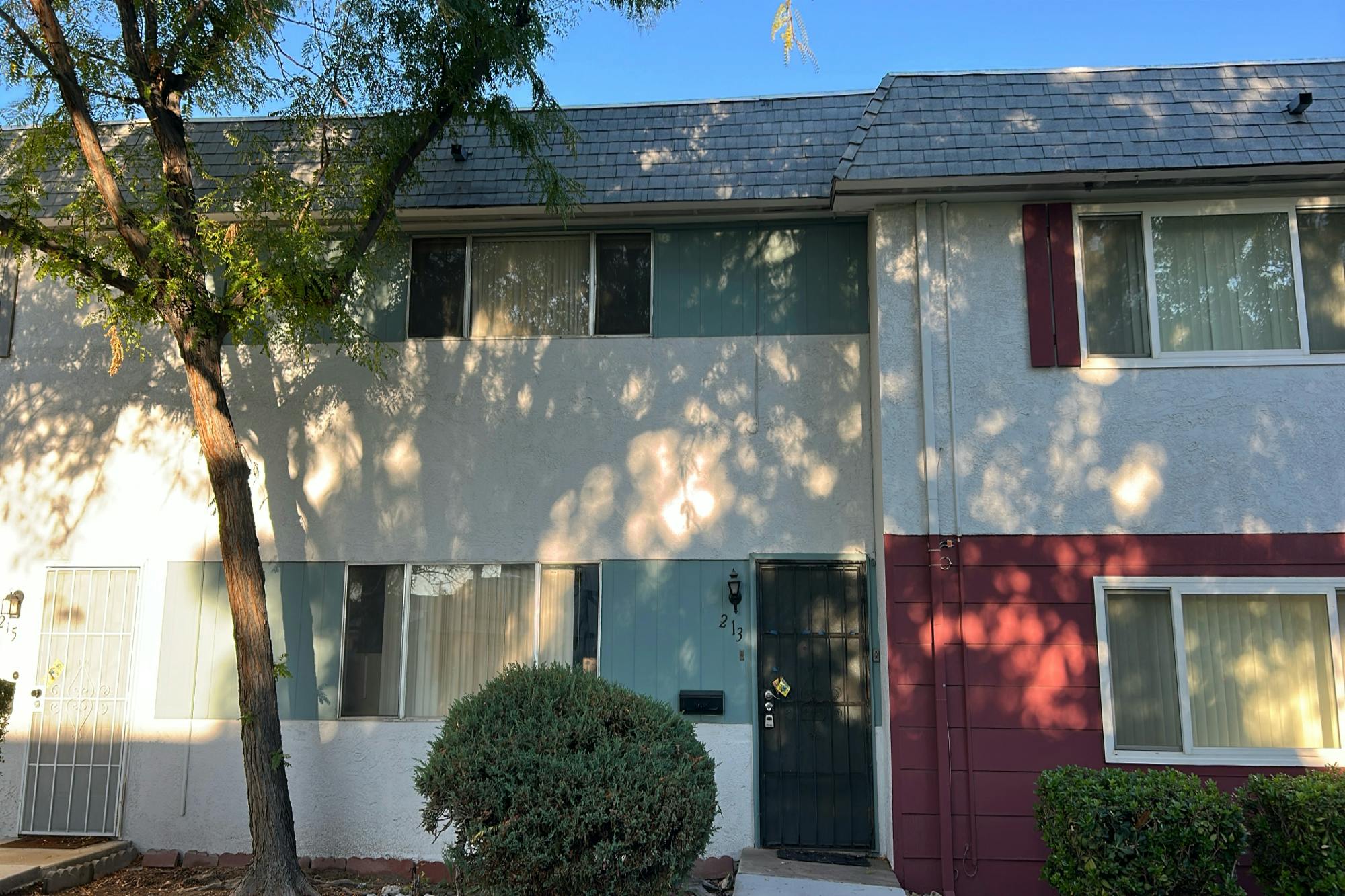 Greenbriar Townhouse Way, Las Vegas, NV 89121