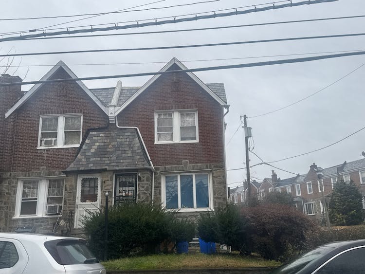 7252 Limekiln Pk Philadelphia, PA 19138, Philadelphia County
