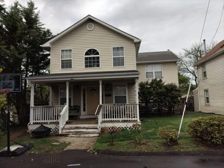 4915 22nd Road N Arlington, VA 22207, Arlington County