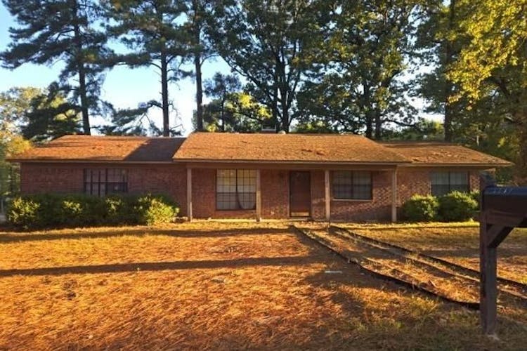 1104w 13th Street Hope, AR 71801, Hempstead County