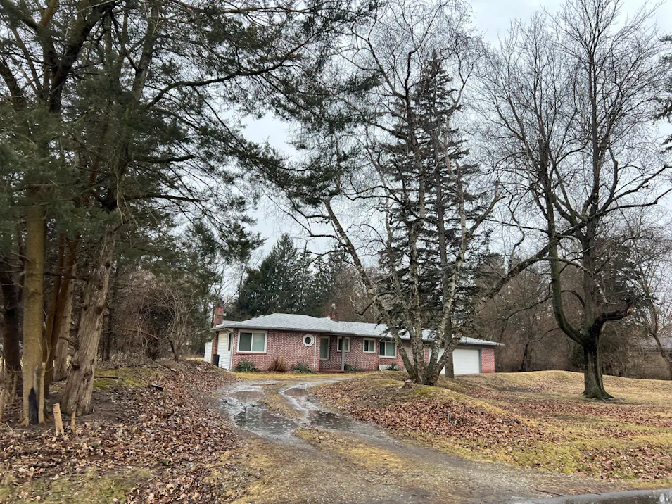 23801 Philip Dr Southfield, MI 48075-7717, Oakland County