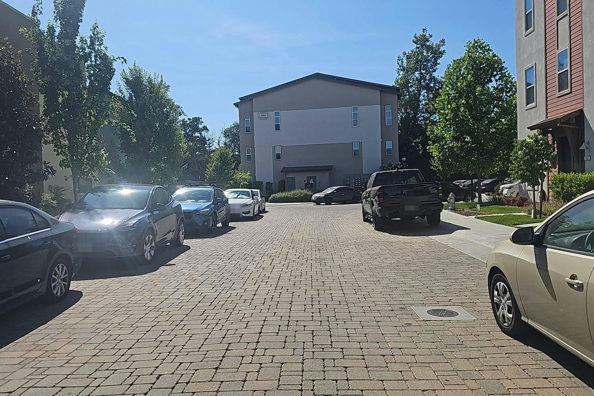 Log Pond Ln, Sacramento, CA 95818
