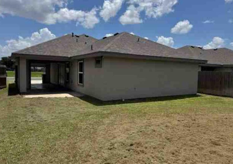 909 Sycamore Ave Alton, TX 78573, Hidalgo County