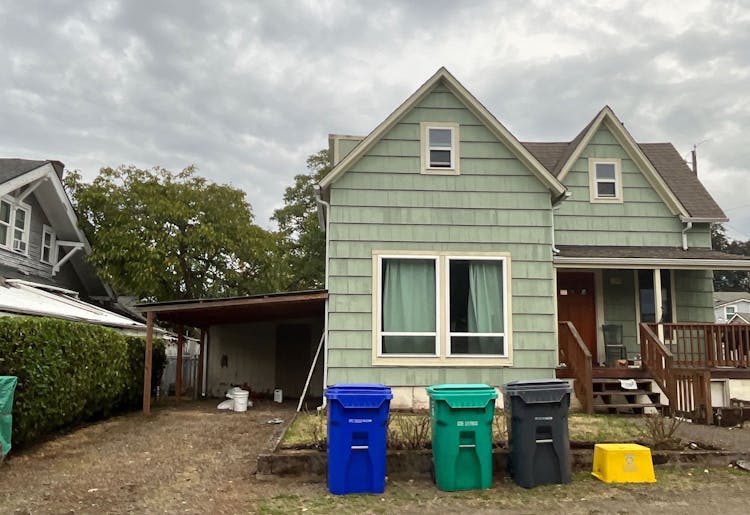 1236 SE 88th Avenue Portland, OR 97216, Multnomah County