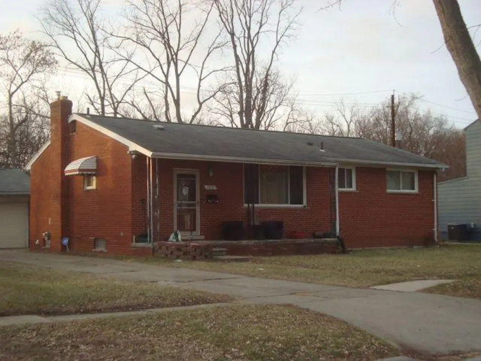 3450 Pershing St Wayne, MI 48184, Wayne County