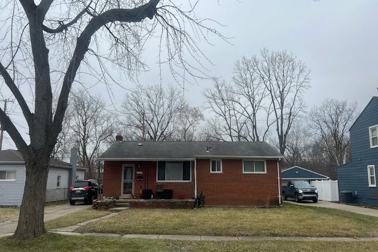 3450 Pershing St Wayne, MI 48184, Wayne County