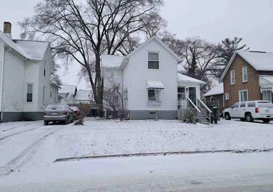 216 S Farragut St Bay City, MI 48708, Bay County