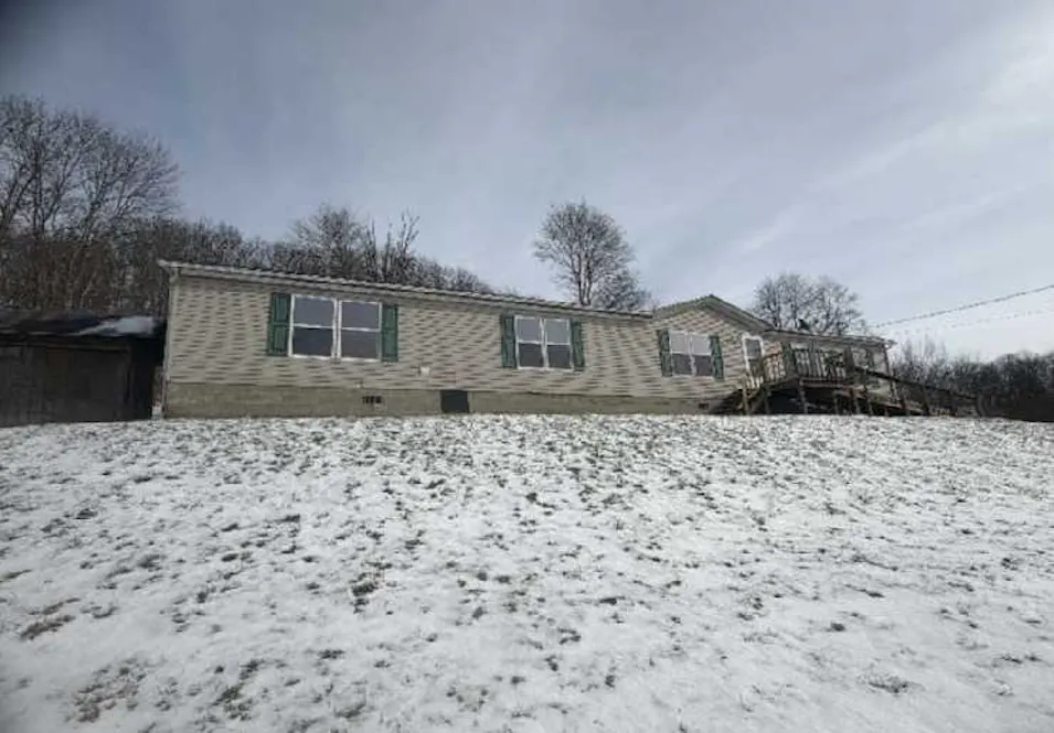 1140 Dyewood Rd SW Carrollton, OH 44615, Carroll County