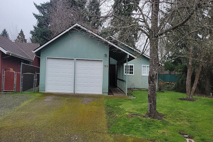 188 Lynnbrook Dr Eugene, OR 97404, Lane County