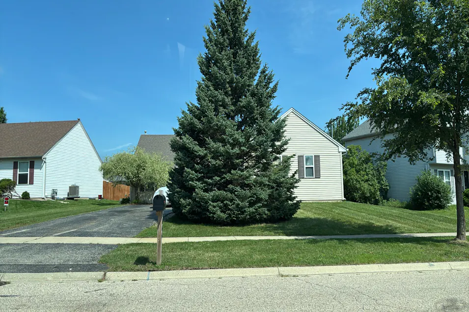 666 Anderson Dr Lake In the Hills, IL 60156, McHenry County