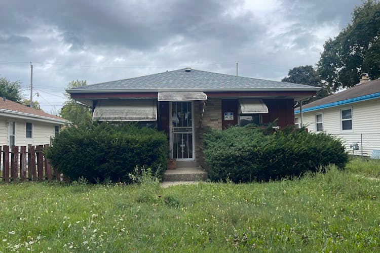 5908 N 75th St Milwaukee, WI 53218, Milwaukee County