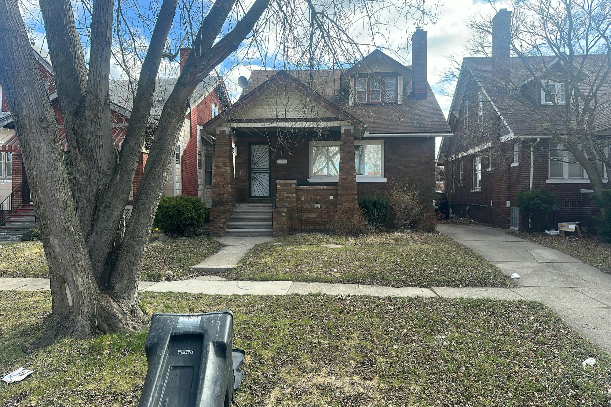 Mendota St, Detroit, MI 48238
