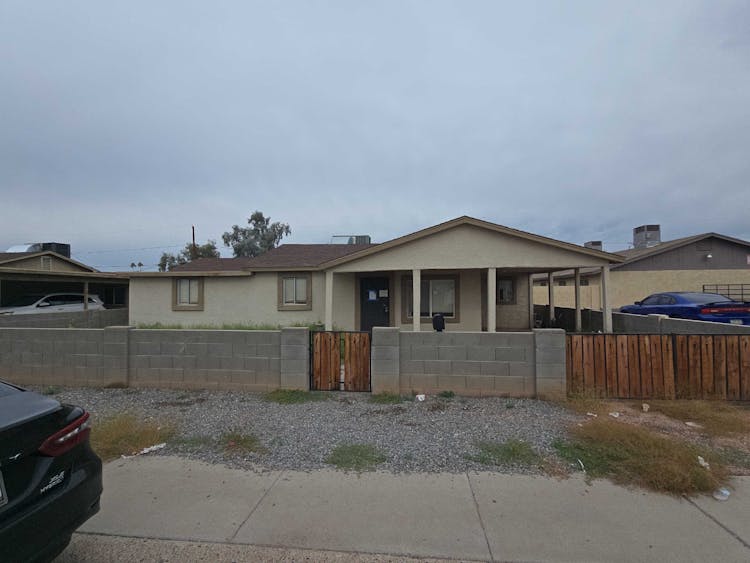 2750 E Wier Ave Phoenix, AZ 85040, Maricopa County