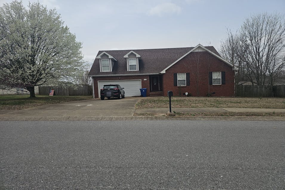 270 Harold Drive Clarksville, TN 37040, Montgomery County