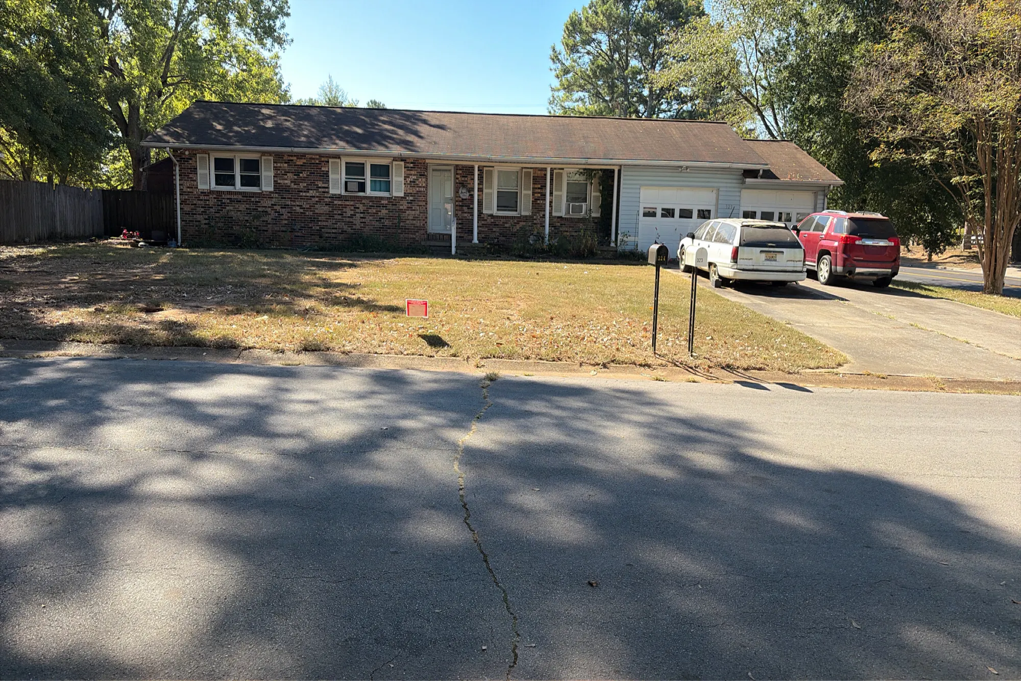 Robinson St, Decatur, AL 35601