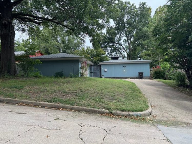 4709 Amherst Dr Bartlesville, OK 74006, Washington County