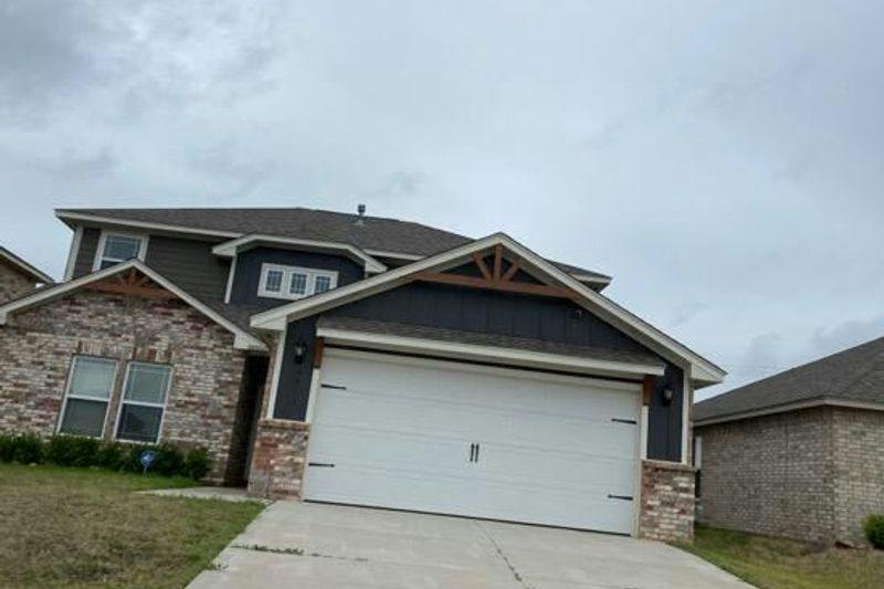Scarlet Ln, El Reno, OK 73036