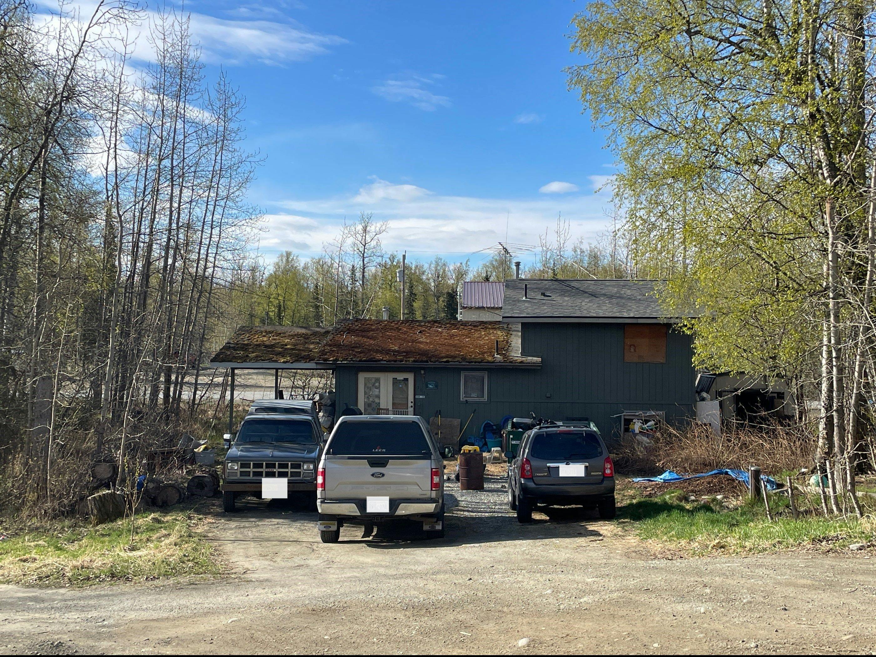 Hawk Owl Cir, Wasilla, AK 99654