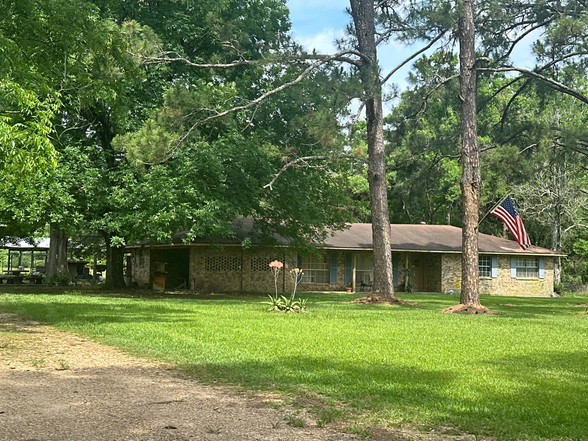 Airline Hwy, Tylertown, MS 39667