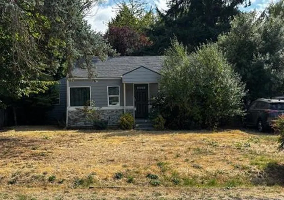 11704 40th Ave NE Seattle, WA 98125, King County