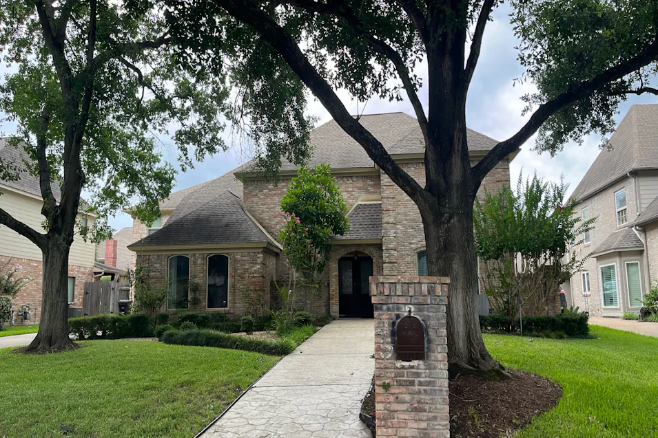 15918 River Roads Dr Houston, TX 77079, Harris County