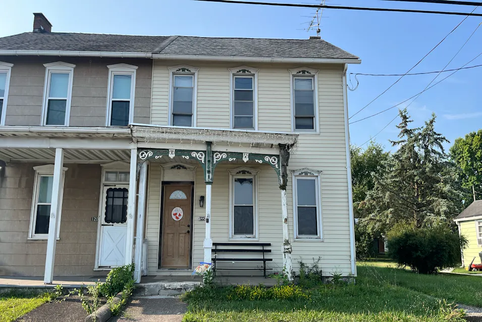 122 W Front St Alburtis, PA 18011, Lehigh County