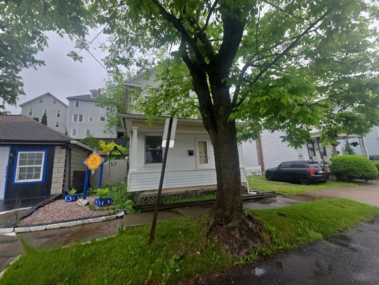 452 N 7th St Sunbury, PA 17801, Northumberland County