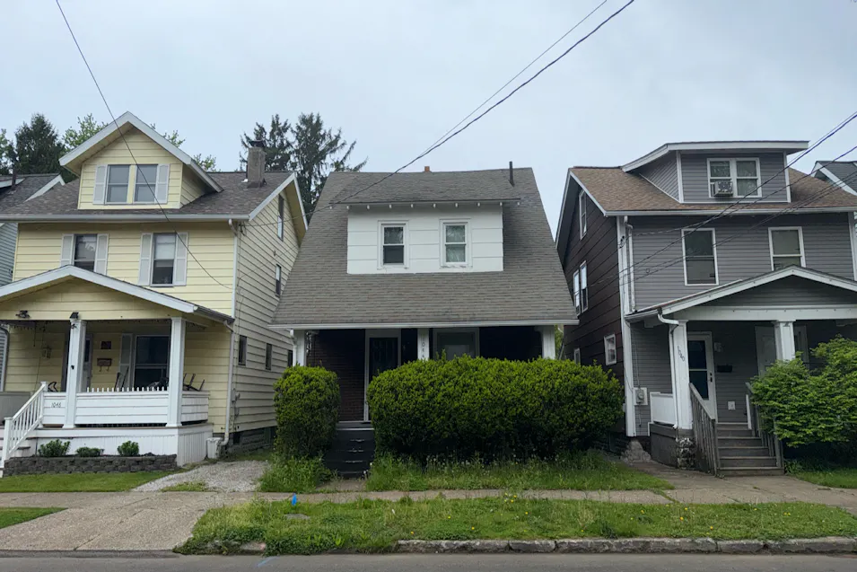 1044 W 27th St Erie, PA 16508, Erie County